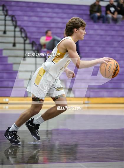 Thumbnail 1 in Roy vs. Elko (Riverton Holiday Tournament) photogallery.