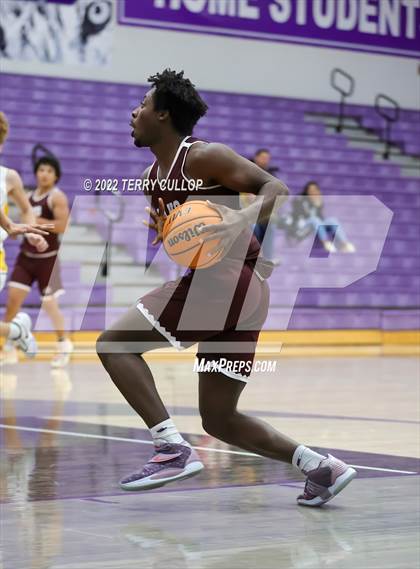 Thumbnail 1 in Roy vs. Elko (Riverton Holiday Tournament) photogallery.