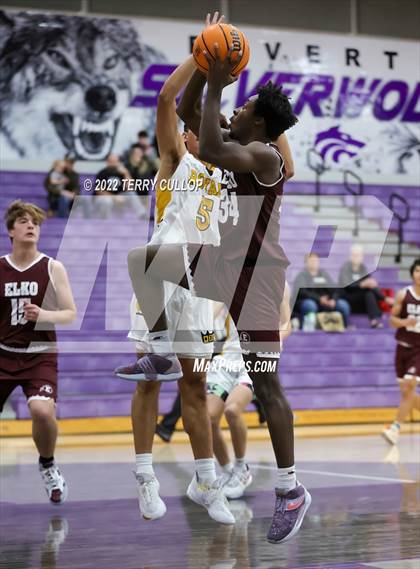 Thumbnail 2 in Roy vs. Elko (Riverton Holiday Tournament) photogallery.