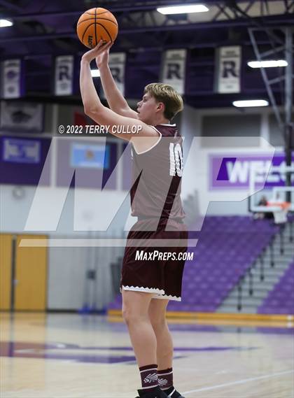Thumbnail 3 in Roy vs. Elko (Riverton Holiday Tournament) photogallery.