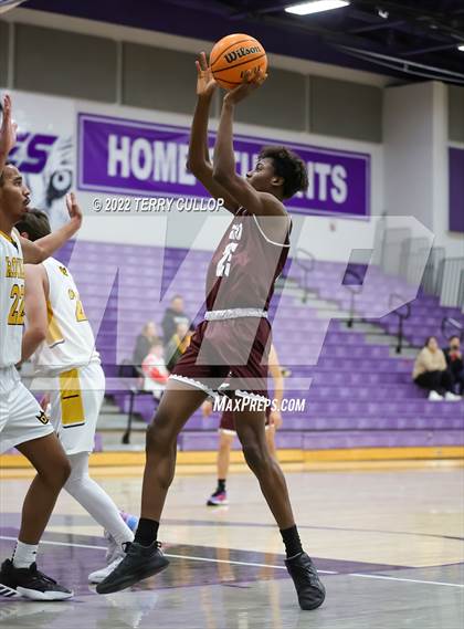 Thumbnail 1 in Roy vs. Elko (Riverton Holiday Tournament) photogallery.