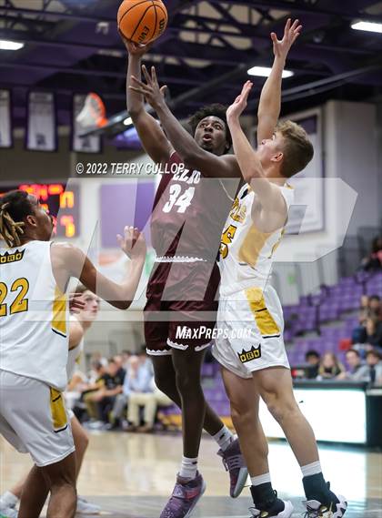 Thumbnail 1 in Roy vs. Elko (Riverton Holiday Tournament) photogallery.