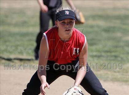 Thumbnail 3 in Harvard-Westlake @ Notre Dame photogallery.