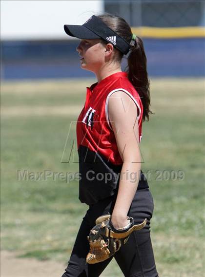 Thumbnail 2 in Harvard-Westlake @ Notre Dame photogallery.