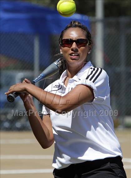 Thumbnail 2 in Harvard-Westlake @ Notre Dame photogallery.