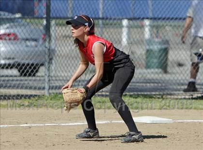 Thumbnail 3 in Harvard-Westlake @ Notre Dame photogallery.