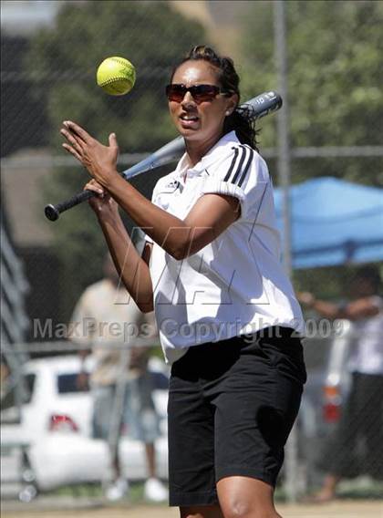 Thumbnail 1 in Harvard-Westlake @ Notre Dame photogallery.