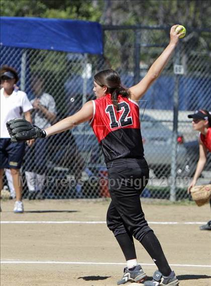 Thumbnail 3 in Harvard-Westlake @ Notre Dame photogallery.