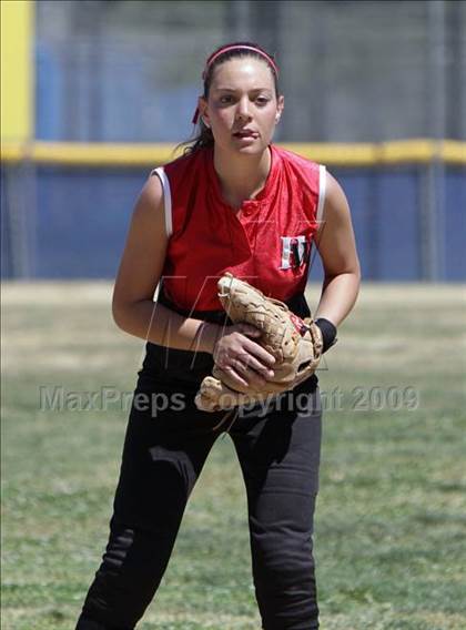 Thumbnail 2 in Harvard-Westlake @ Notre Dame photogallery.