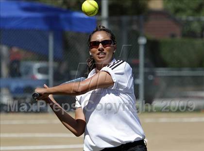 Thumbnail 3 in Harvard-Westlake @ Notre Dame photogallery.