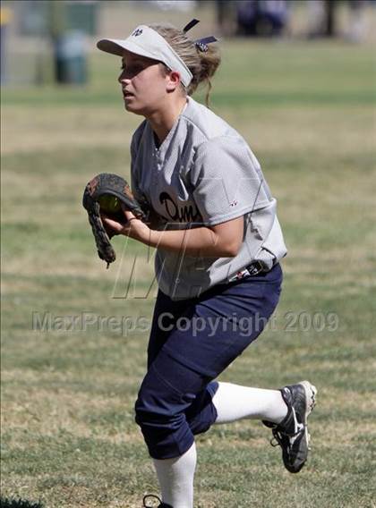 Thumbnail 2 in Harvard-Westlake @ Notre Dame photogallery.
