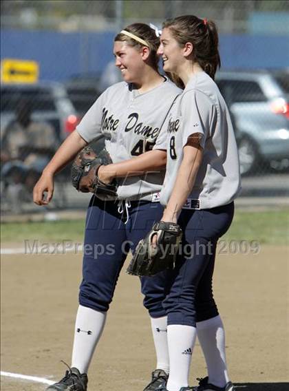 Thumbnail 2 in Harvard-Westlake @ Notre Dame photogallery.