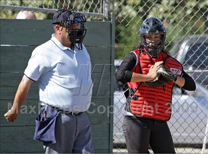 Thumbnail 1 in Harvard-Westlake @ Notre Dame photogallery.