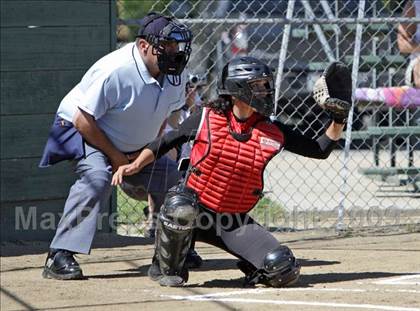 Thumbnail 1 in Harvard-Westlake @ Notre Dame photogallery.