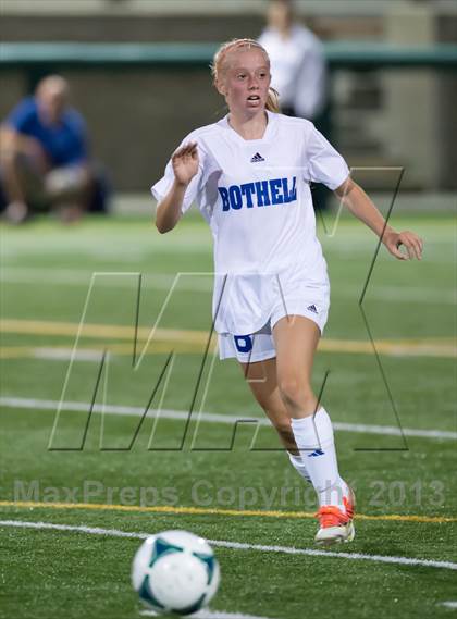 Thumbnail 2 in Hale @ Bothell photogallery.