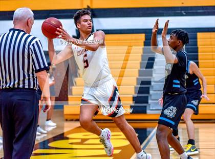 Thumbnail 3 in Grandview vs Shawnee Mission Northwest  (Mid-Season Tournament) photogallery.