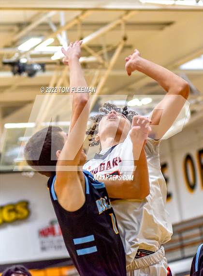 Thumbnail 3 in Grandview vs Shawnee Mission Northwest  (Mid-Season Tournament) photogallery.