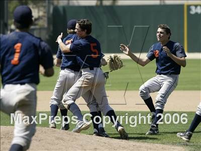 Thumbnail 3 in Valhalla vs. Cathedral Catholic (D3 Section Final) photogallery.