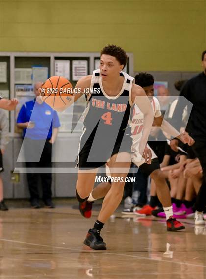 Thumbnail 1 in Cleveland vs. Westchester (CIF CS Open Division Semifinal) photogallery.