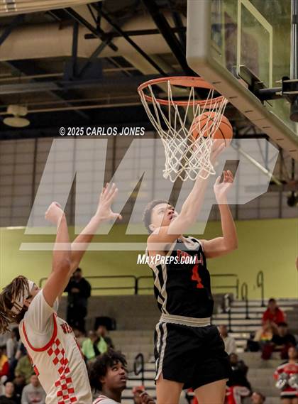 Thumbnail 2 in Cleveland vs. Westchester (CIF CS Open Division Semifinal) photogallery.