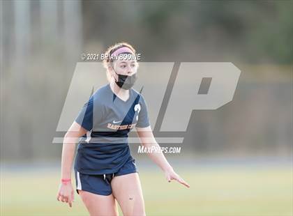 Thumbnail 3 in Chief Sealth @ Eastside Catholic photogallery.