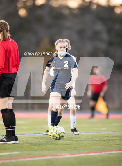 Thumbnail 3 in Chief Sealth @ Eastside Catholic photogallery.