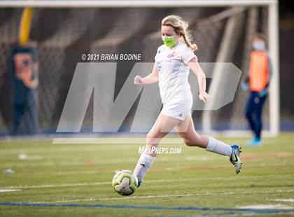 Thumbnail 1 in Chief Sealth @ Eastside Catholic photogallery.