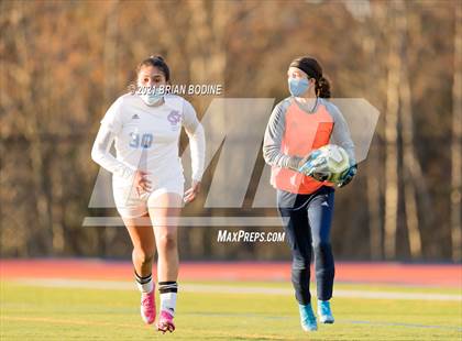 Thumbnail 3 in Chief Sealth @ Eastside Catholic photogallery.