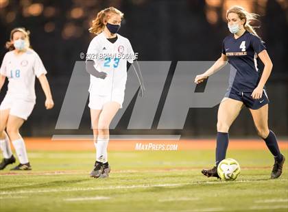 Thumbnail 1 in Chief Sealth @ Eastside Catholic photogallery.