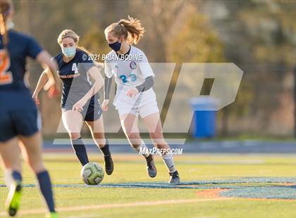 Thumbnail 3 in Chief Sealth @ Eastside Catholic photogallery.