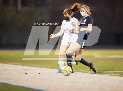 Thumbnail 2 in Chief Sealth @ Eastside Catholic photogallery.