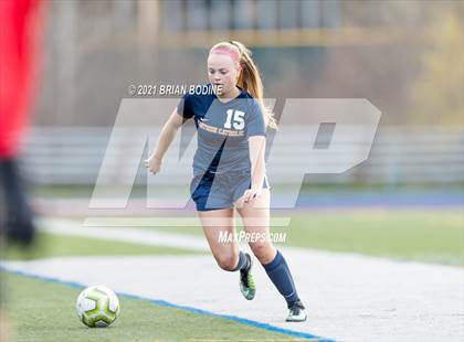 Thumbnail 3 in Chief Sealth @ Eastside Catholic photogallery.