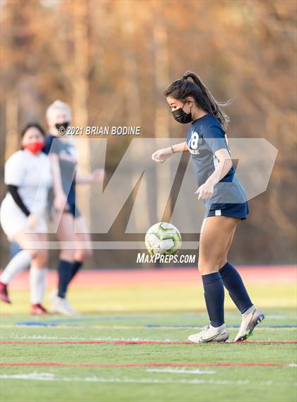 Thumbnail 3 in Chief Sealth @ Eastside Catholic photogallery.