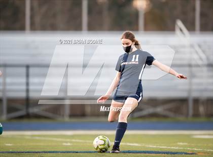 Thumbnail 3 in Chief Sealth @ Eastside Catholic photogallery.