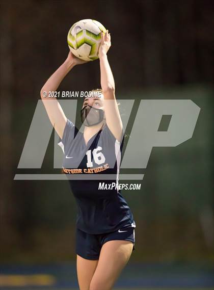 Thumbnail 3 in Chief Sealth @ Eastside Catholic photogallery.