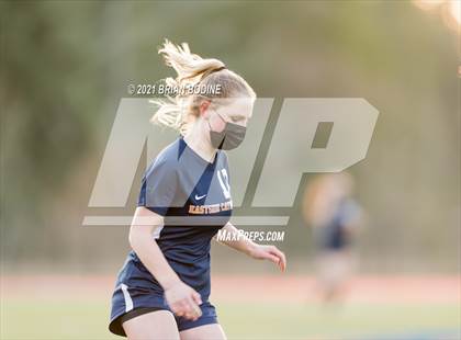 Thumbnail 1 in Chief Sealth @ Eastside Catholic photogallery.