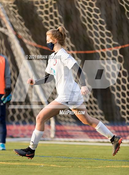 Thumbnail 1 in Chief Sealth @ Eastside Catholic photogallery.