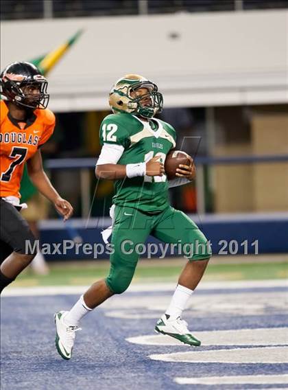 Thumbnail 3 in DeSoto vs. Douglass (Kirk Herbstreit National Kickoff Classic) photogallery.
