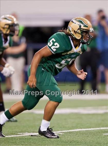 Thumbnail 2 in DeSoto vs. Douglass (Kirk Herbstreit National Kickoff Classic) photogallery.