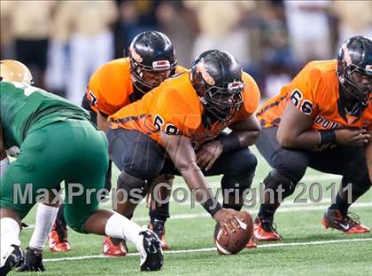 Thumbnail 2 in DeSoto vs. Douglass (Kirk Herbstreit National Kickoff Classic) photogallery.