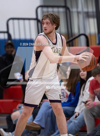 Thumbnail 3 in St. Vincent de Paul vs. Ukiah photogallery.