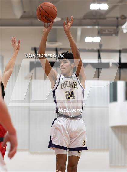 Thumbnail 3 in St. Vincent de Paul vs. Ukiah photogallery.