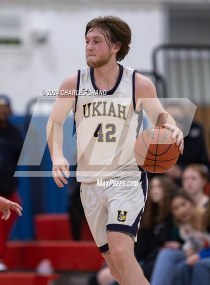Thumbnail 2 in St. Vincent de Paul vs. Ukiah photogallery.