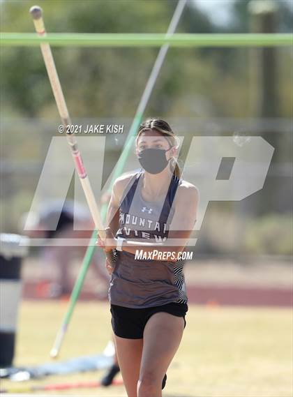 Thumbnail 2 in Nighthawk Invitational Day 1 Prelims photogallery.