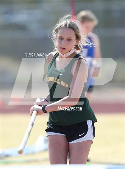 Thumbnail 2 in Nighthawk Invitational Day 1 Prelims photogallery.