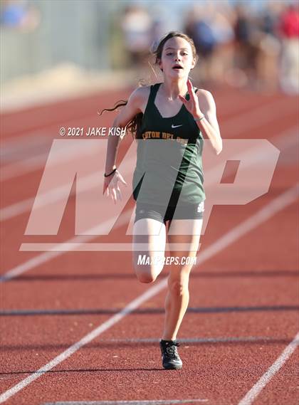 Thumbnail 2 in Nighthawk Invitational Day 1 Prelims photogallery.