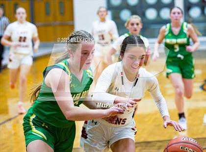 Thumbnail 2 in Grand Saline vs Miller Grove photogallery.