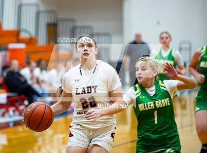 Thumbnail 3 in Grand Saline vs Miller Grove photogallery.