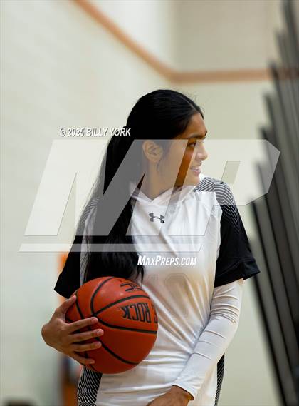 Thumbnail 1 in Grand Saline vs Miller Grove photogallery.