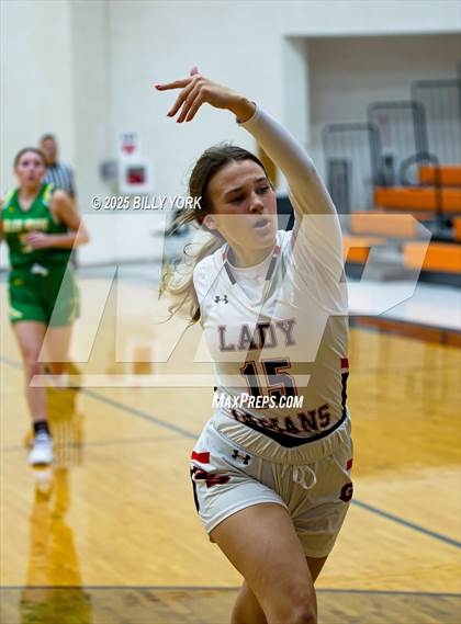 Thumbnail 3 in Grand Saline vs Miller Grove photogallery.